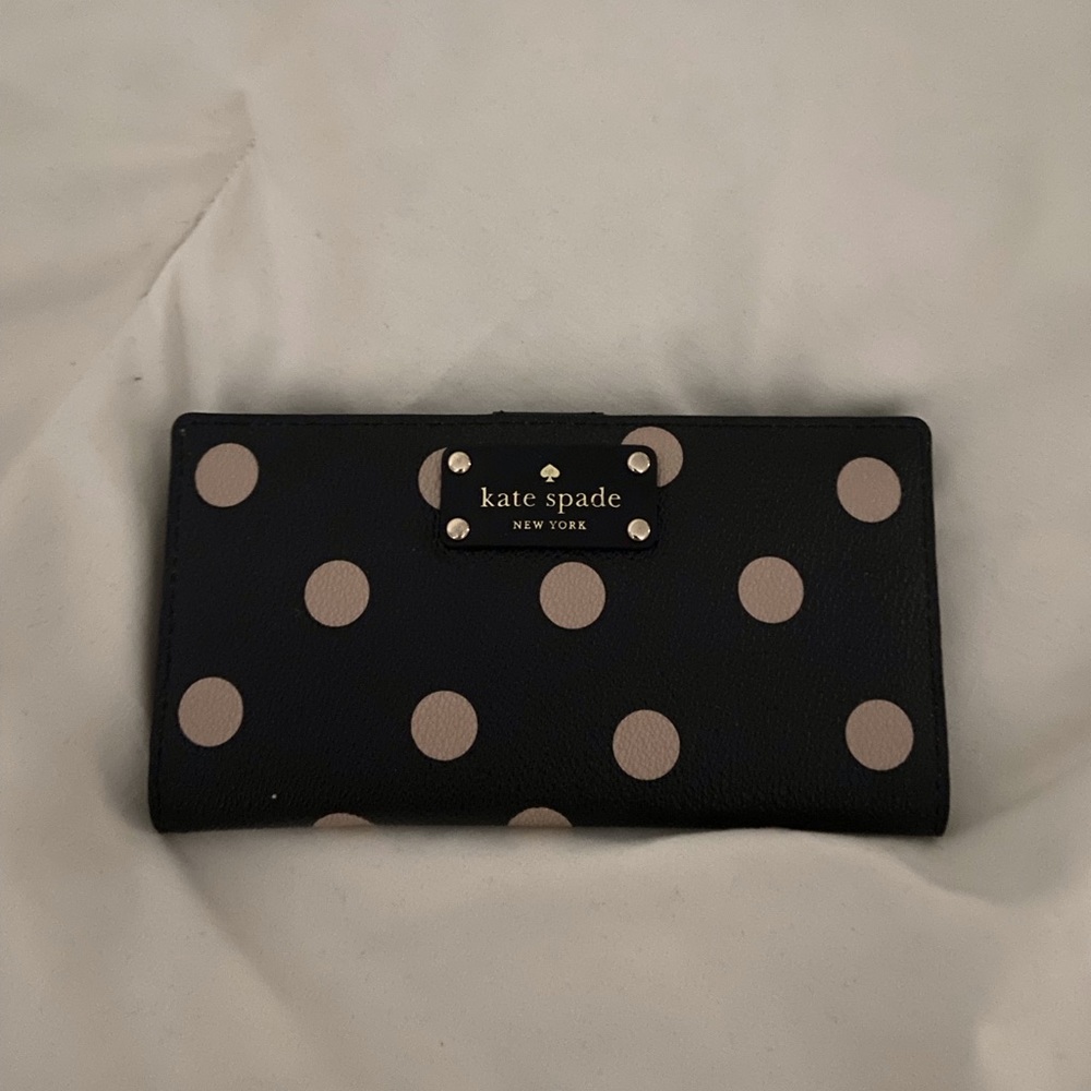 Polka dot Kate Spade Wallet